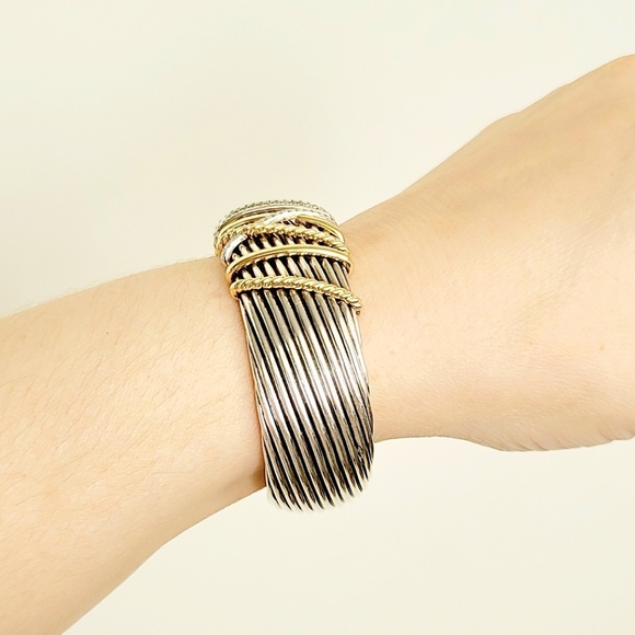 David Yurman Helena Cuff Bracelet With 18k Gold And Pave Diamonds - Picture 14 of 15